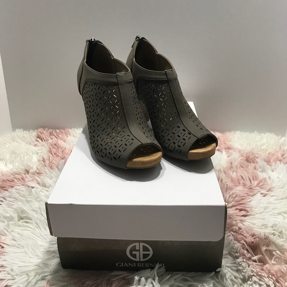 💐 Giani Bernini annilee booties 💐